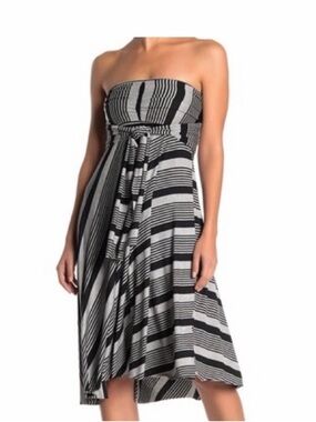 chinese dress ladies Elan Navy Strapless Front Slit Maxi Dress